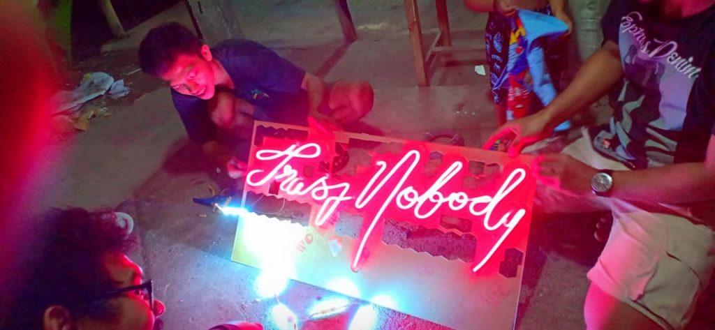 Jasa Pembuatan Neon Flex di Jogja